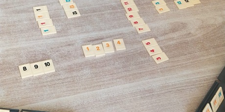 Powiększ grafikę: 10-pazdziernika-dzien-gier-planszowych-z-rummikub-668585.jpg