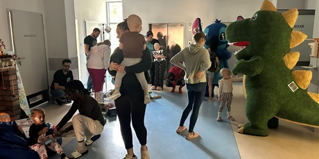 Powiększ grafikę: niezwykle-odwiedziny-668646.jpg