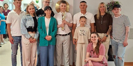 Powiększ grafikę: wzruszajaca-chwila-702102.jpg